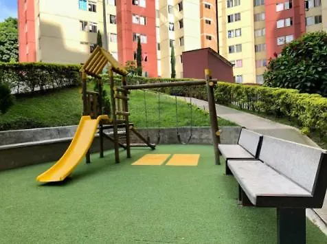 Alojamiento Central En Medellin En Zona Turistica